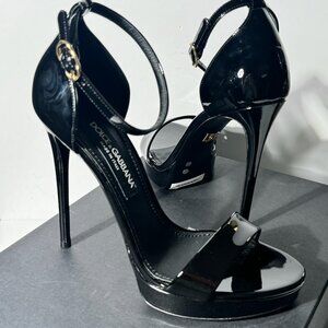 New-Dolce & Gabbana Keira Patent Leather Platform Heels  – Black (Nero) Size  40